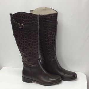 NWT Clarks Women’s Brown Tall Leather Riding Boots Croc Embossed Size 6.5M